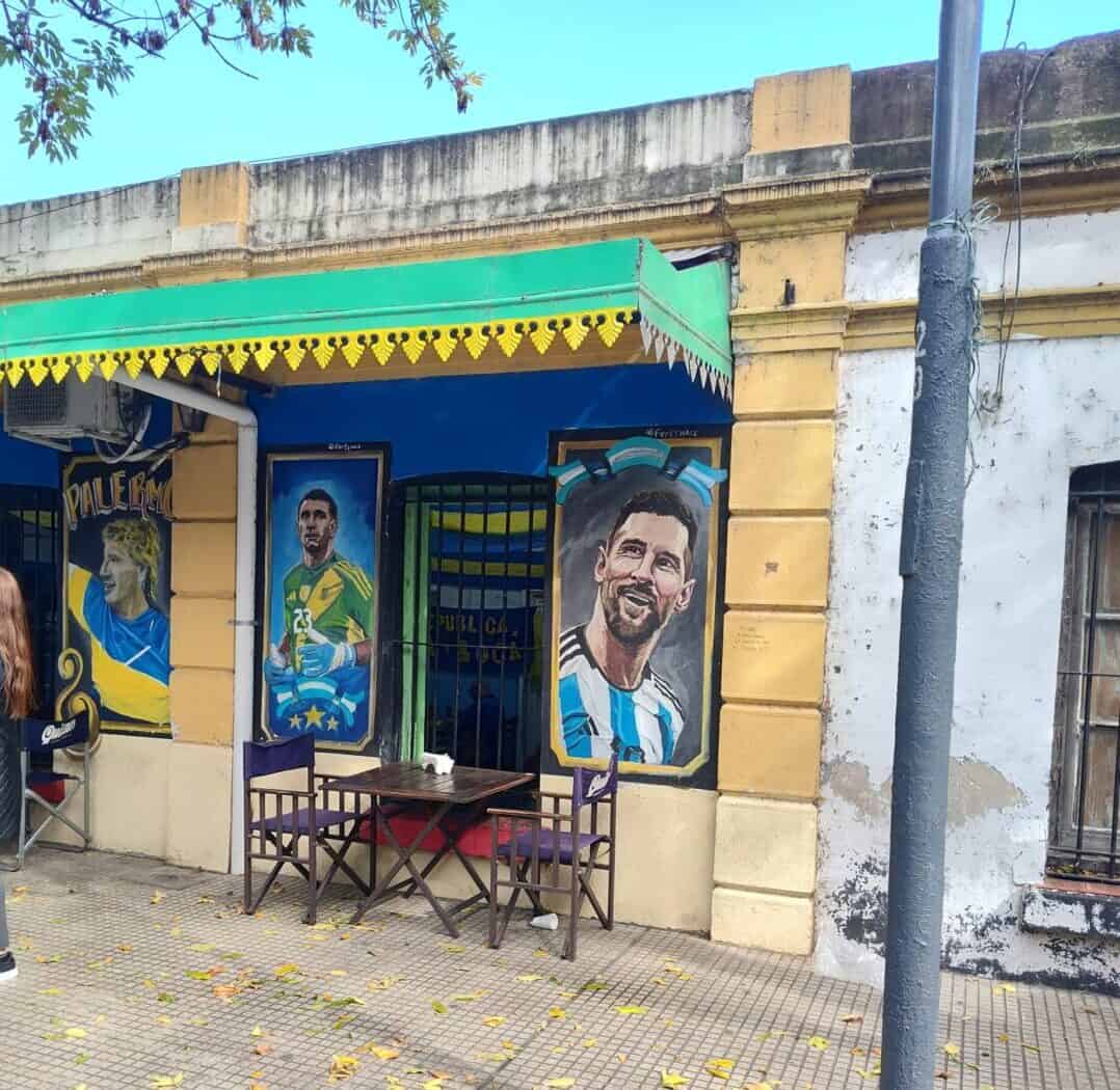 losing my wallet and missing our flight la boca street shot